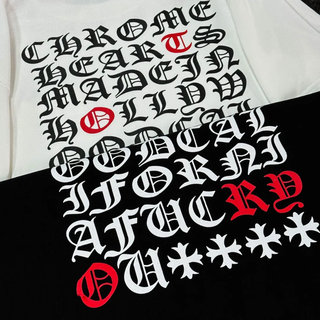 P170 Chrome Hearts 25 high-end versions. The fabric is made of 300 grams of high-density pure cotton. It does not deform or shrink. It has three labels. It is the same style for men and women. Technology: suede foaming + digital printing. Color: white, black. SIZE: S-XL.